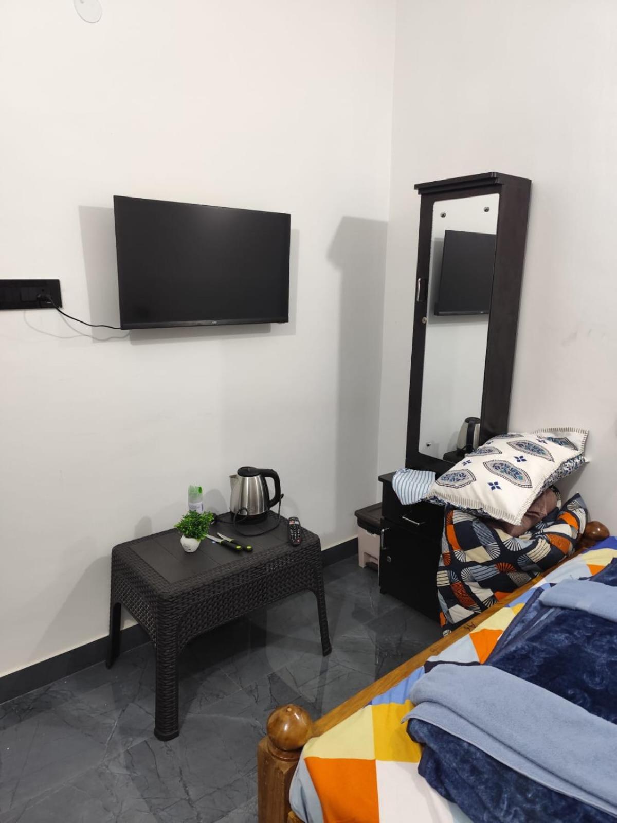 Travel Inn Mysore Vanivilasa Puram Exteriör bild