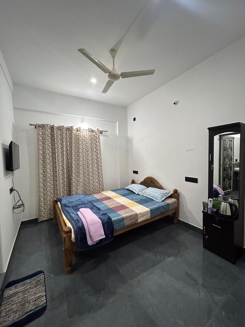 Travel Inn Mysore Vanivilasa Puram Exteriör bild